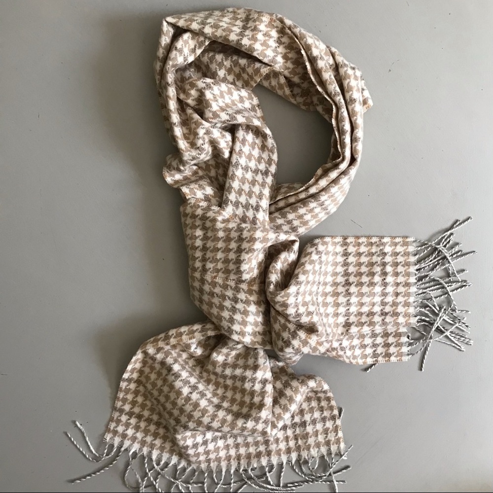 V FRASS CASHMINK Twill Herringbone Pattern Woven Fringe Trim Houndstooth Scarf - Picture 2 of 4